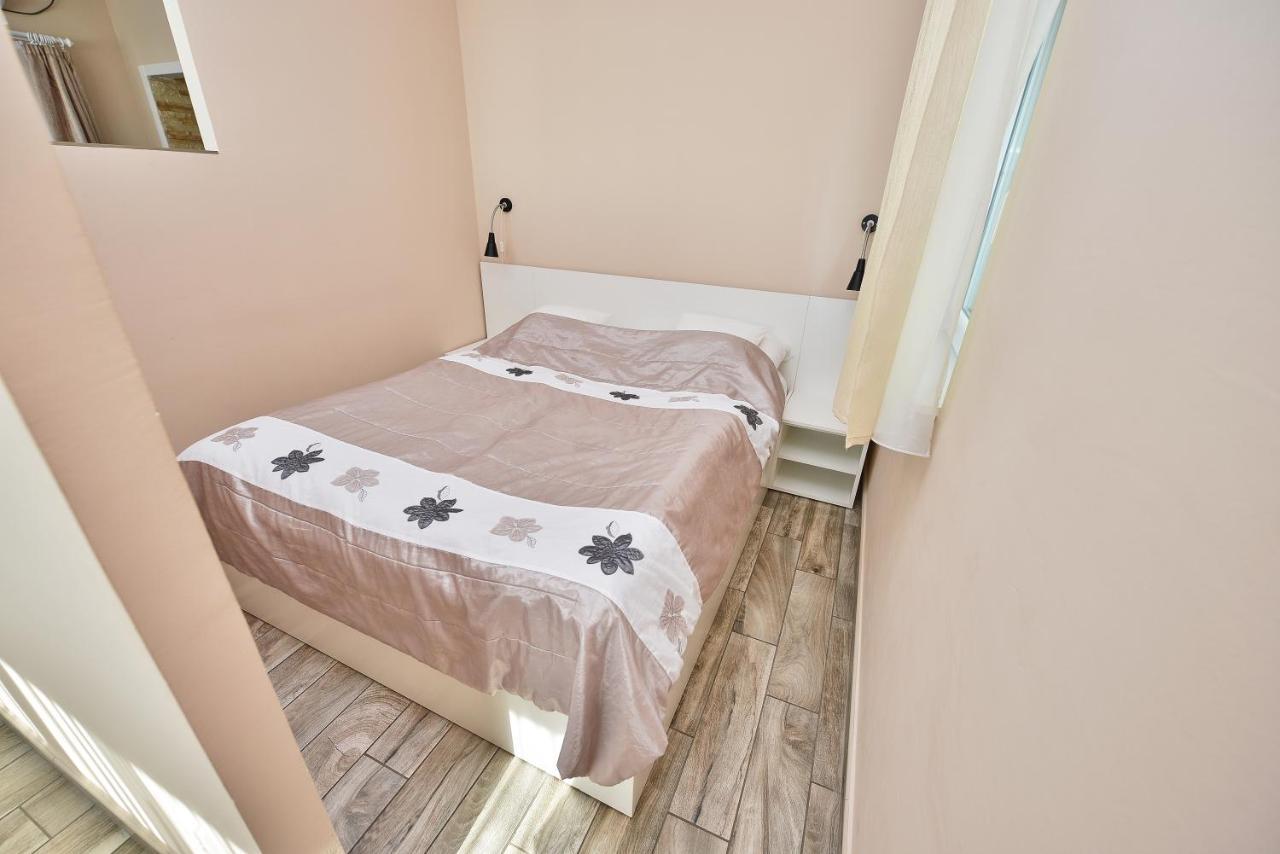 Panorama City Apartman Pécs Exterior foto